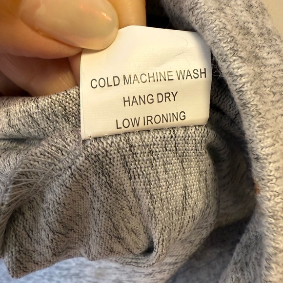 L.A. Soul Colorful Chicken Print Pullover Hoodie Soft Cozy Women’s Size Medium - Picture 11 of 11